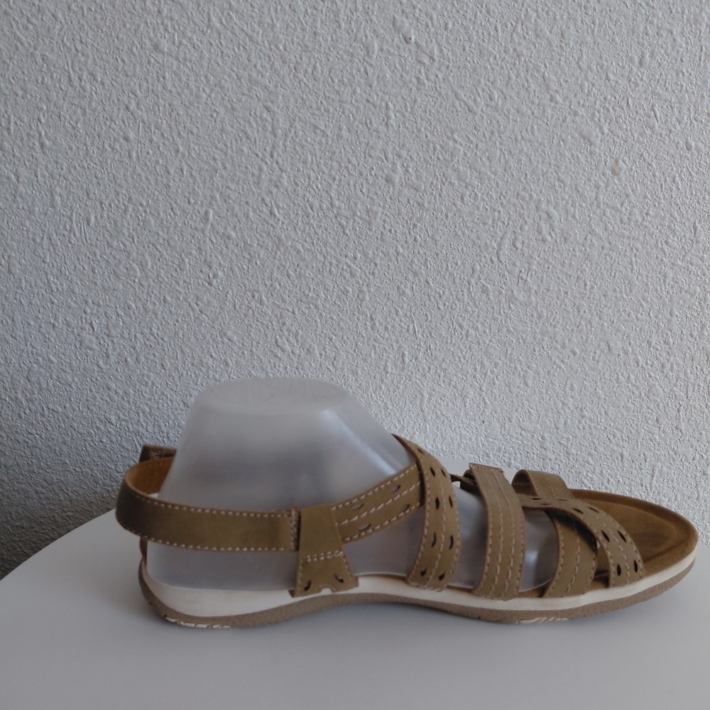 Earth Samsin Womens Plus Strappy Faux Suede Flat Sandals - Picture 6 of 15